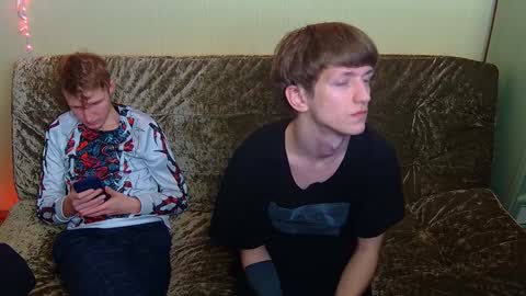 Snapshot of vince__dice chatting on December 7, 10:17 pm Dimoooooon online show from December 7, 10:17 pm