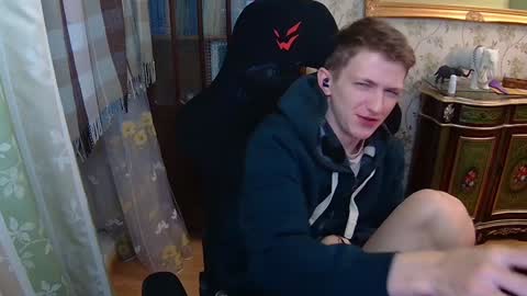 Snapshot of vince__dice chatting on January 10, 6:53 am Dimoooooon online show from January 10, 6:53 am