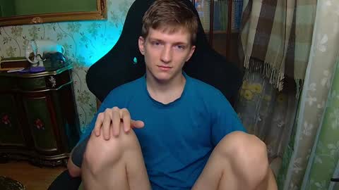 Snapshot of vince__dice chatting on January 23, 11:05 pm Dimoooooon online show from January 23, 11:05 pm