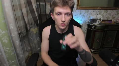 Snapshot of vince__dice chatting on January 30, 10:41 pm Dimoooooon online show from January 30, 10:41 pm