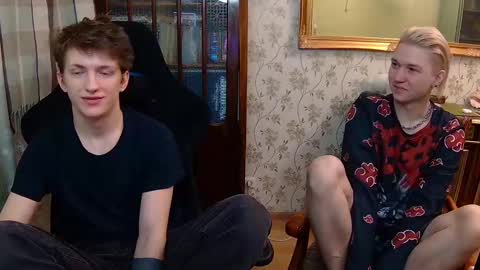 Snapshot of vince__dice chatting on March 7, 11:38 pm Dimoooooon online show from March 7, 11:38 pm