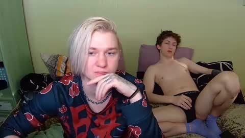 Snapshot of vince__dice chatting on March 8, 5:49 am Dimoooooon online show from March 8, 5:49 am