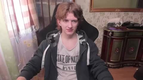 Snapshot of vince__dice chatting on March 4, 9:37 am Dimoooooon online show from March 4, 9:37 am