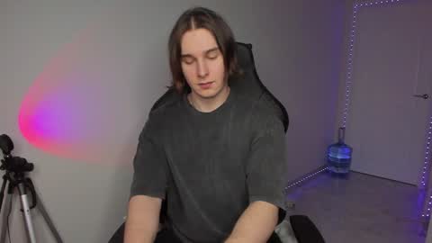 Vincent Strong online show from January 15, 2:24 pm