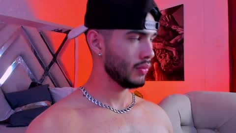 Vincent online show from April 11, 4:28 am