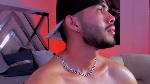 Vincent online show from April 11, 7:45 am