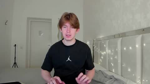 Vincent online show from October 8, 5:38 am