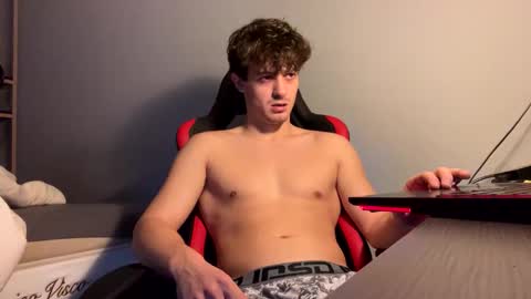 vincentprice69 online show from November 15, 10:01 am