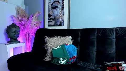 Vincent Sartori online show from November 10, 1:15 am