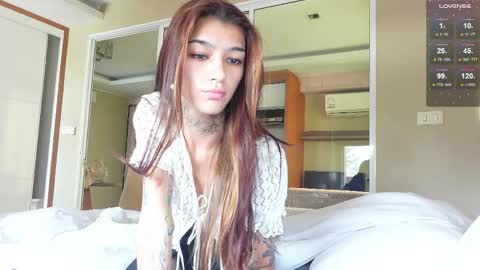 vinkitinkii online show from April 12, 3:22 am