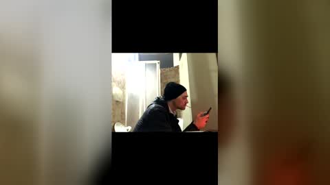 Snapshot of vinmin90 chatting on February 22, 11:25 pm Zenith online show from February 22, 11:25 pm