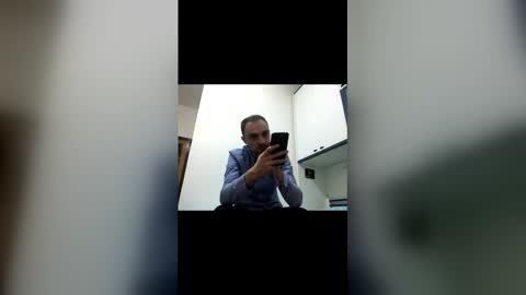 Snapshot of vinmin90 chatting on February 26, 12:20 am Zenith online show from February 26, 12:20 am