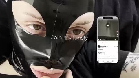 Diva Silvia online show from February 22, 4:49 pm