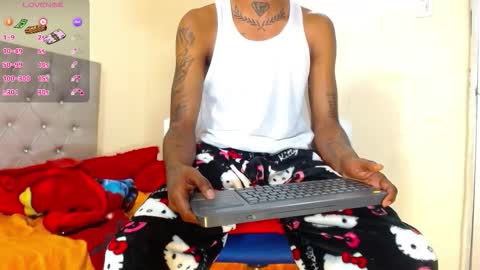 vinzent_lafed_ online show from February 6, 9:45 am