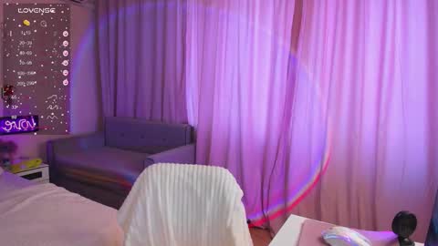 Snapshot of violarivera chatting on February 24, 8:01 am violarivera online show from February 24, 8:01 am