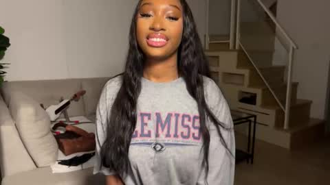 Fantasy Black Girl online show from November 7, 6:46 am