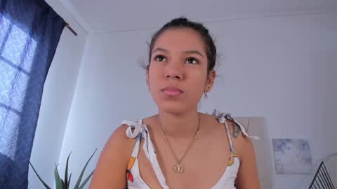 Violet online show from January 29, 1:38 pm