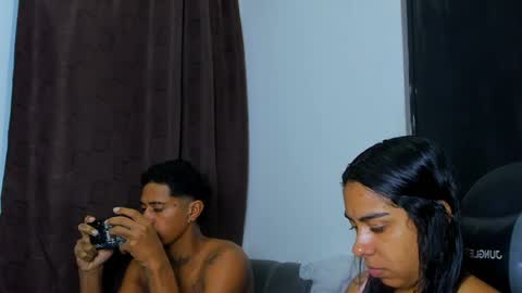 Violet and Myers online show from March 31, 7:03 pm