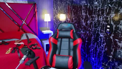 Violet online show from April 7, 12:49 pm