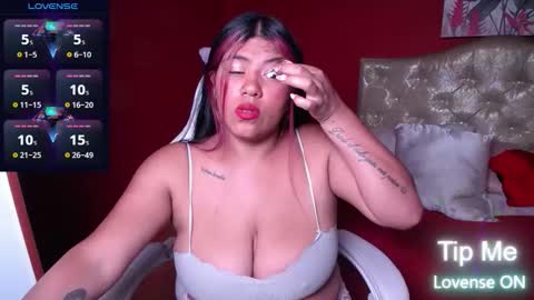 Snapshot of violet_flow chatting on January 14, 5:29 pm Violeta online show from January 14, 5:29 pm