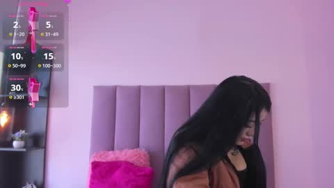 violet online show from October 13, 1:44 pm