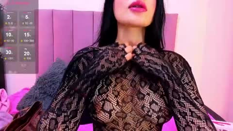 violet online show from March 30, 1:01 pm