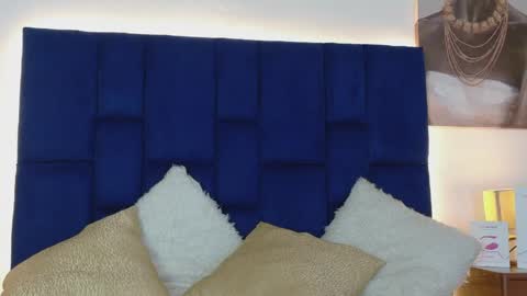 Snapshot of violet_queen2 chatting on May 15, 6:48 pm Mary online show from May 15, 6:48 pm