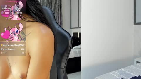 Snapshot of violet_rost chatting on January 29, 5:13 pm Violet online show from January 29, 5:13 pm