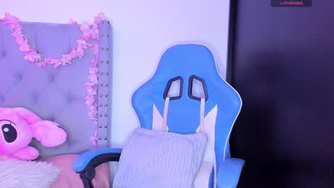 Snapshot of violet_rost chatting on September 8, 2:27 pm Violet online show from September 8, 2:27 pm