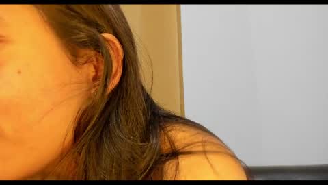 violet online show from March 28, 4:28 pm