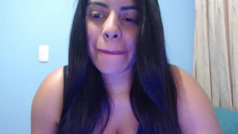 Violeta online show from October 10, 12:15 pm