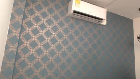 Snapshot of violeta_cute18 chatting on January 11, 1:16 am Violeta online show from January 11, 1:16 am