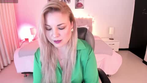violeta_hotter_ online show from October 21, 10:49 am