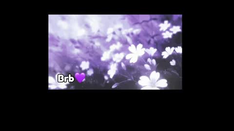Snapshot of violeta_miler_ chatting on April 25, 6:27 pm Violeta online show from April 25, 6:27 pm