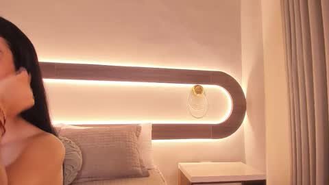 Violeta Sum online show from February 25, 12:04 pm