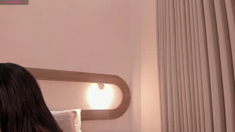 Snapshot of violeta_sum chatting on May 21, 1:07 pm Violeta Sum online show from May 21, 1:07 pm