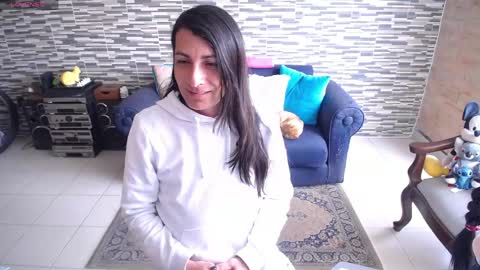 Snapshot of violetagomez_co chatting on May 3, 3:40 pm Violeta Gmez online show from May 3, 3:40 pm