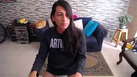 Snapshot of violetagomez_co chatting on May 12, 2:36 pm Violeta Gmez online show from May 12, 2:36 pm