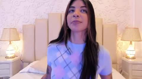 Violeta online show from June 10, 1:32 pm