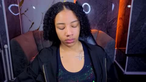 Snapshot of violeth_b chatting on November 18, 12:53 pm violeth_b online show from November 18, 12:53 pm