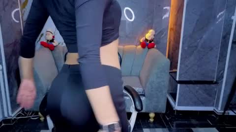 Snapshot of violeth_b chatting on April 20, 12:41 pm violeth_b online show from April 20, 12:41 pm