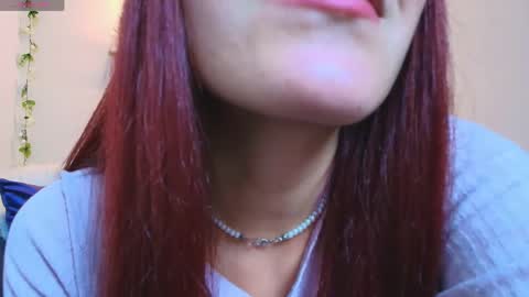 violeth_rosse_ online show from April 28, 2:27 am