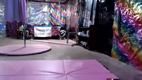 Snapshot of violethooper chatting on June 8, 6:41 pm Violet Hooper online show from June 8, 6:41 pm