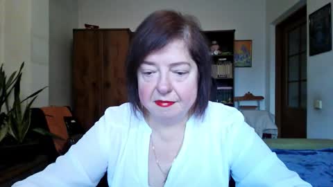 Snapshot of violetpulse chatting on January 19, 12:53 pm violetpulse online show from January 19, 12:53 pm