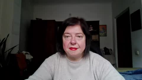 Snapshot of violetpulse chatting on February 6, 10:07 am violetpulse online show from February 6, 10:07 am