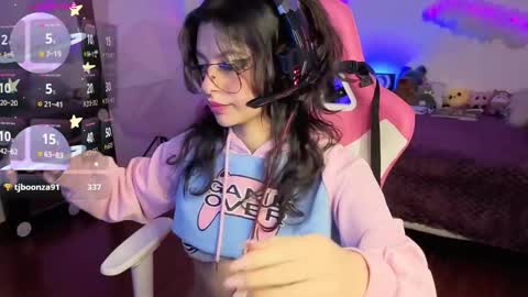 Snapshot of violetqs chatting on November 28, 7:16 pm online show from November 28, 7:16 pm