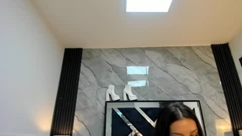 Snapshot of violetrose_as chatting on April 28, 7:52 pm Violet Rose online show from April 28, 7:52 pm