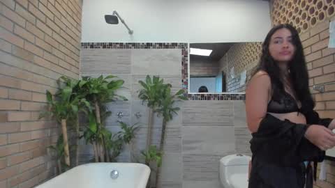 Violet Rousse online show from November 13, 5:23 pm