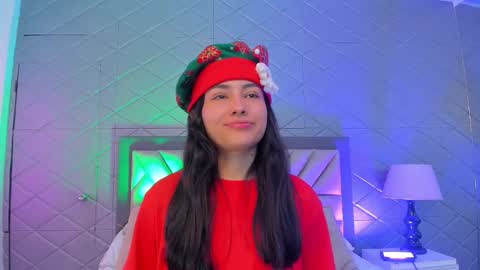 Violet Rousse online show from December 1, 4:45 pm