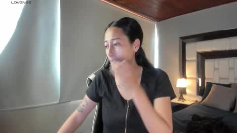 violetskinny online show from October 12, 4:06 pm